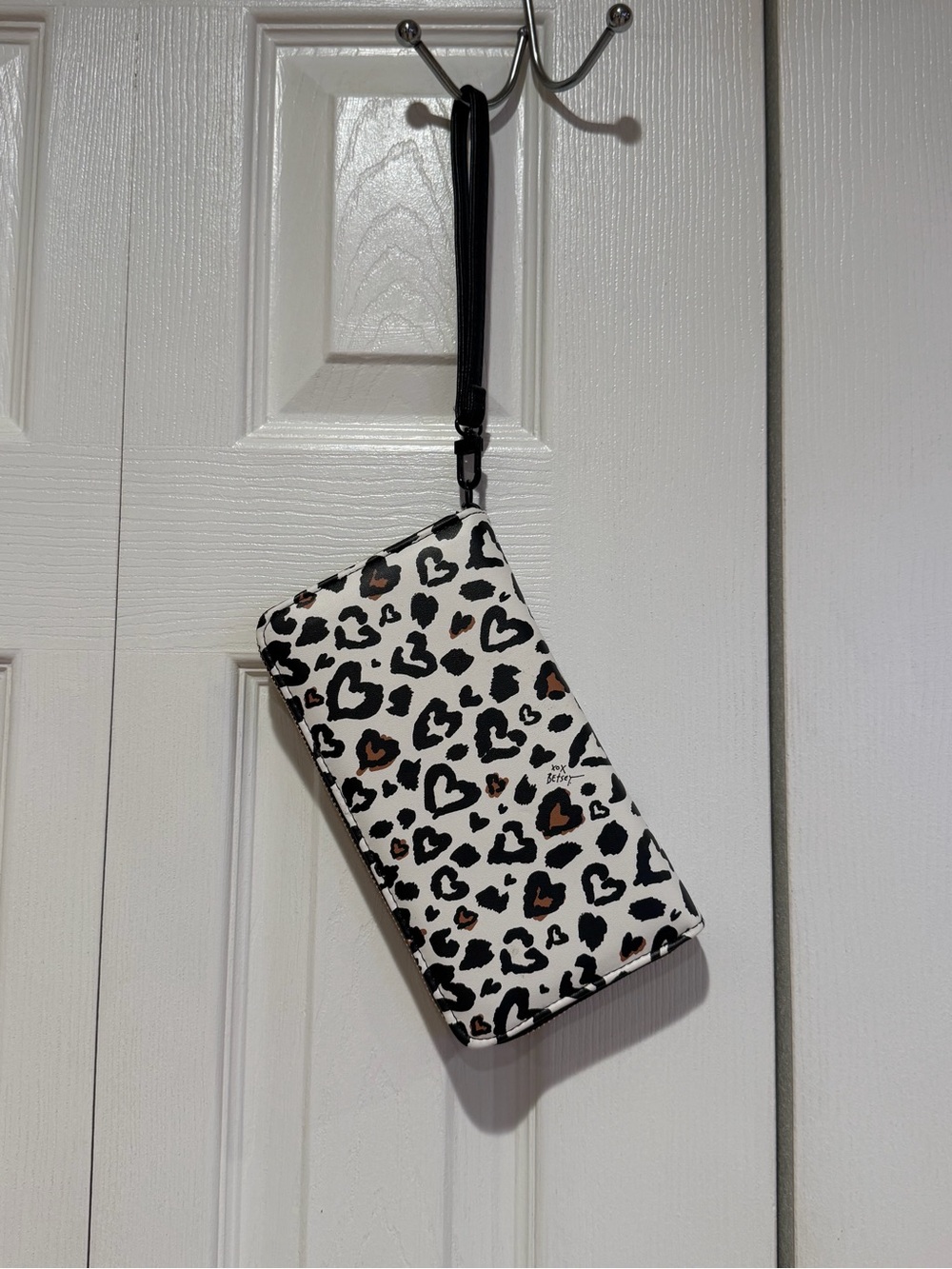 Betsey Johnson White Heart Leopard Wristlet Wallet with Black & Brown Accents